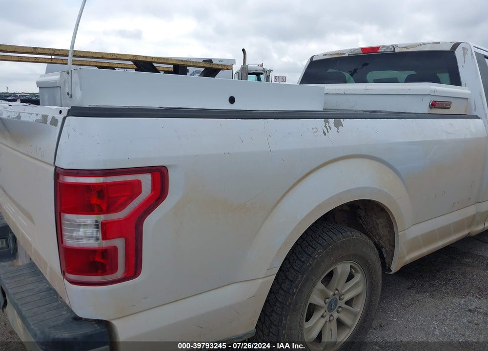 2018 FORD F-150 XL VIN: 1FTMF1C51JKC44453