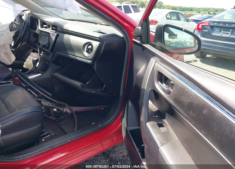 2019 TOYOTA COROLLA VIN: 2T1BURHE6KC221774