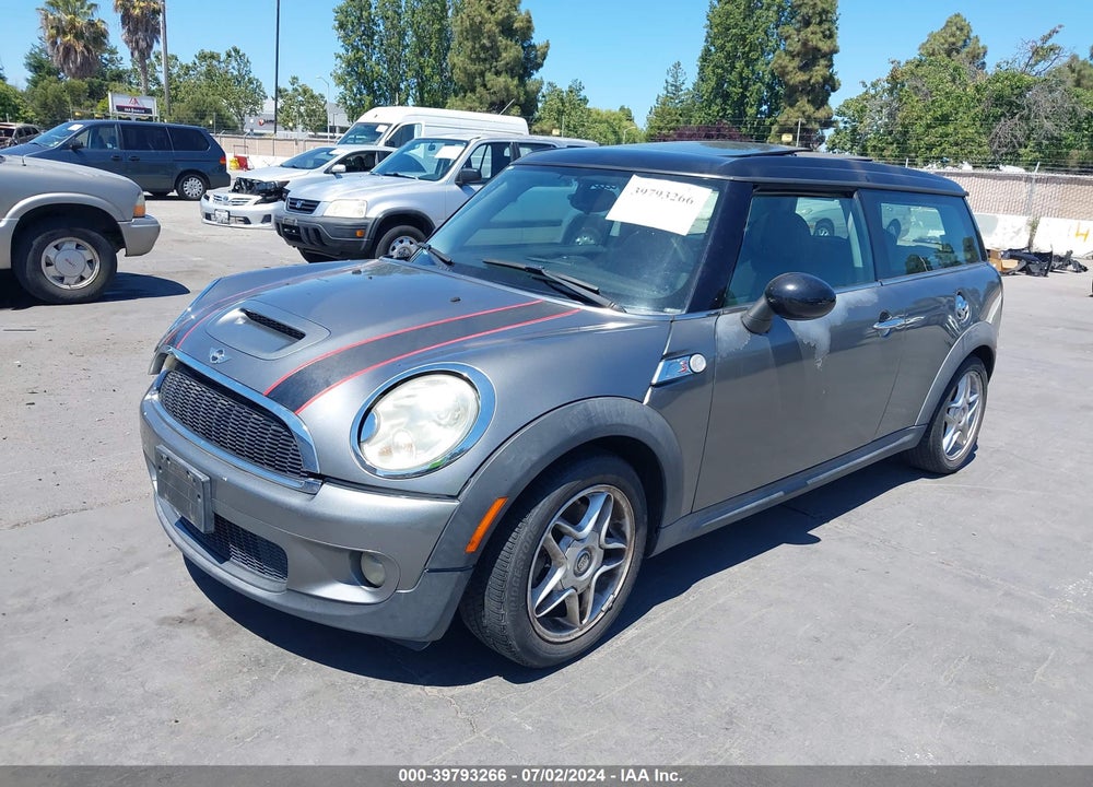 2009 MINI COOPER S CLUBMAN VIN: WMWMM33519TP74085