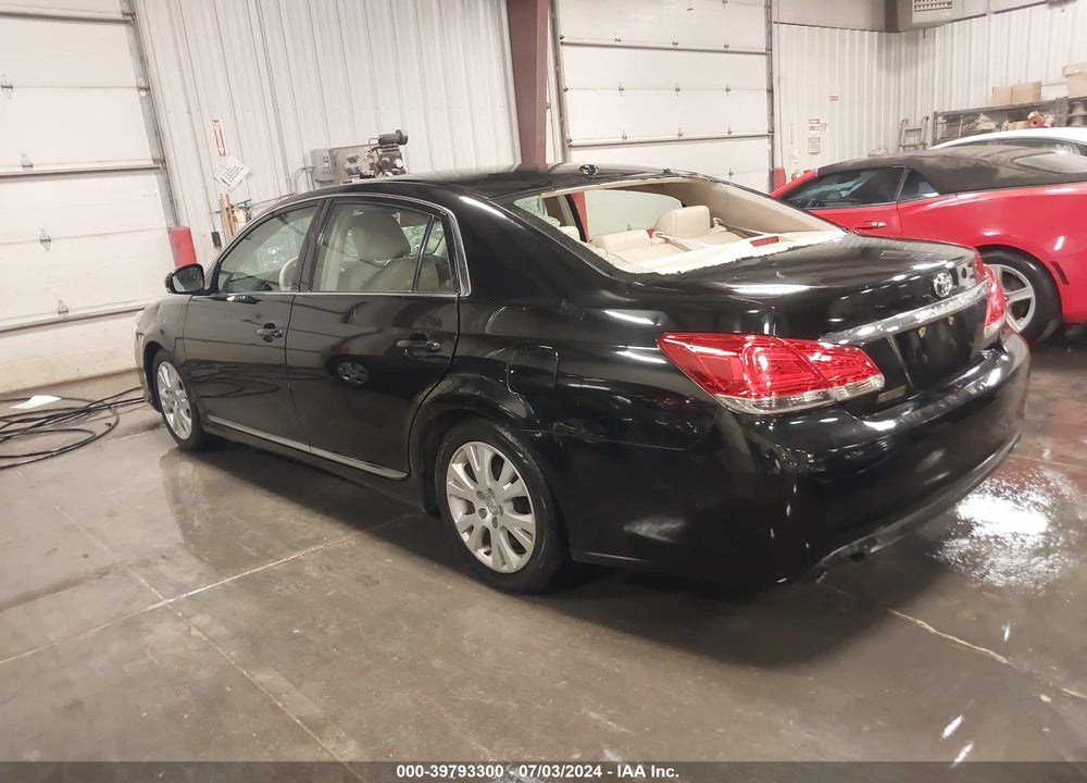 2011 TOYOTA AVALON VIN: 4T1BK3DB3BU425879