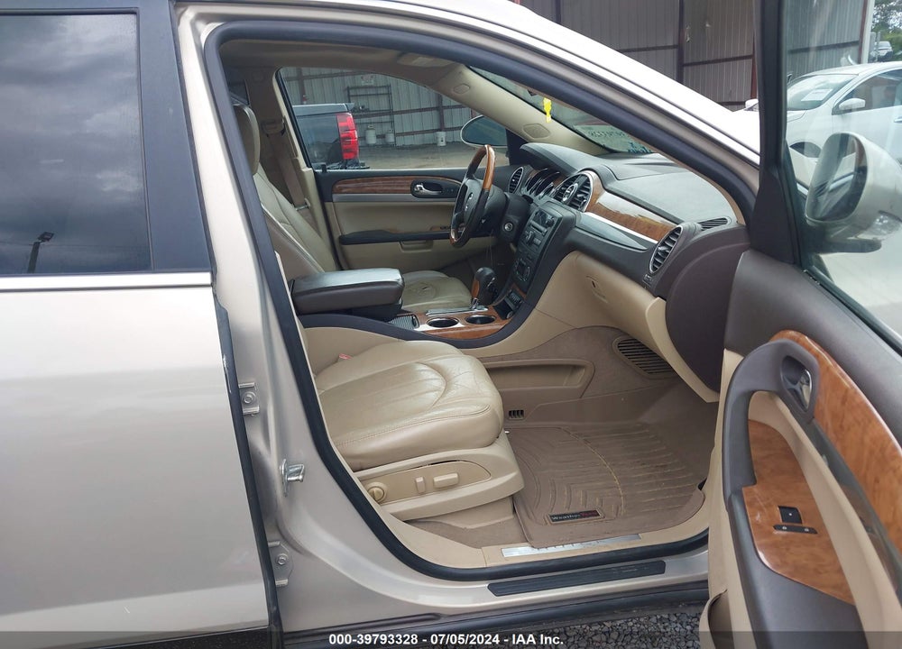 2011 BUICK ENCLAVE 1XL VIN: 5GAKRBEDXBJ110431