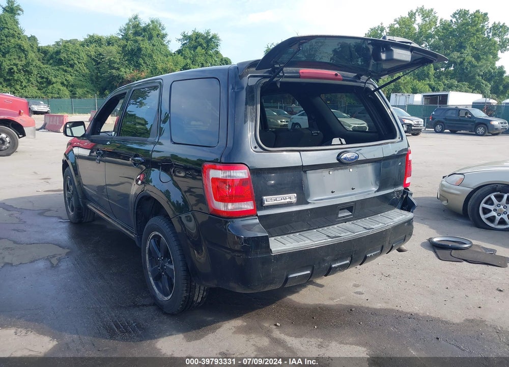 2010 FORD ESCAPE XLT VIN: 1FMCU9D72AKC48443