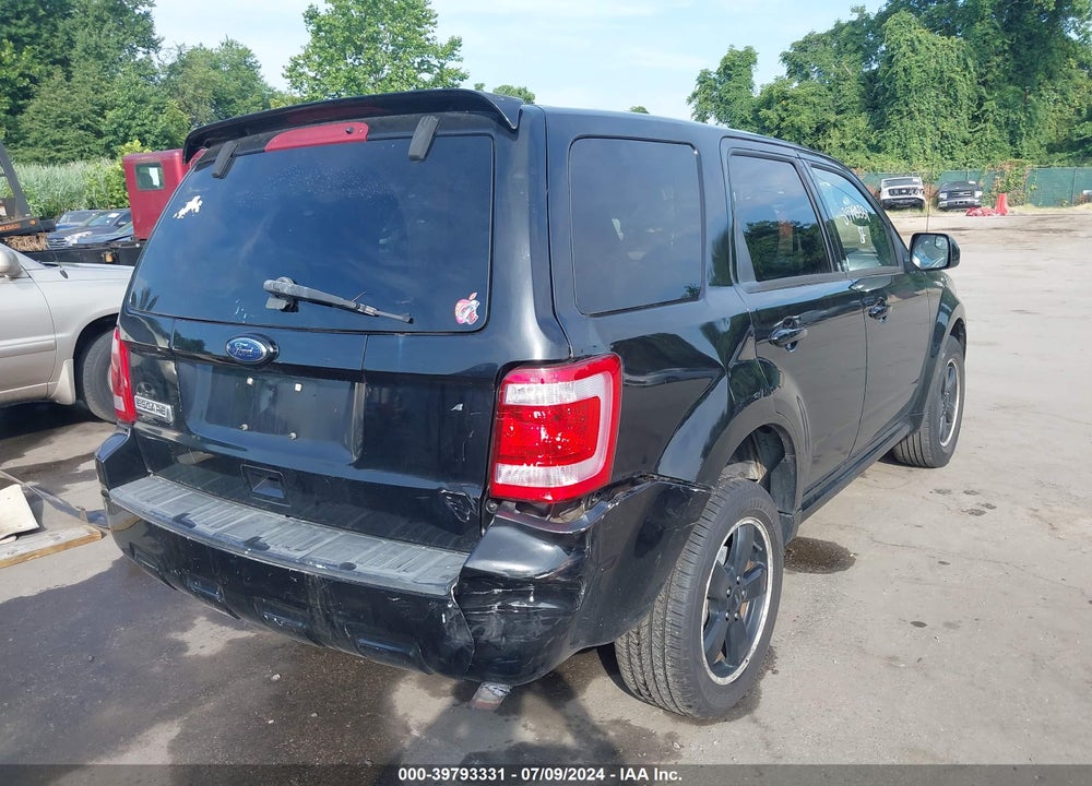 2010 FORD ESCAPE XLT VIN: 1FMCU9D72AKC48443
