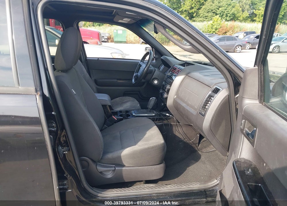 2010 FORD ESCAPE XLT VIN: 1FMCU9D72AKC48443