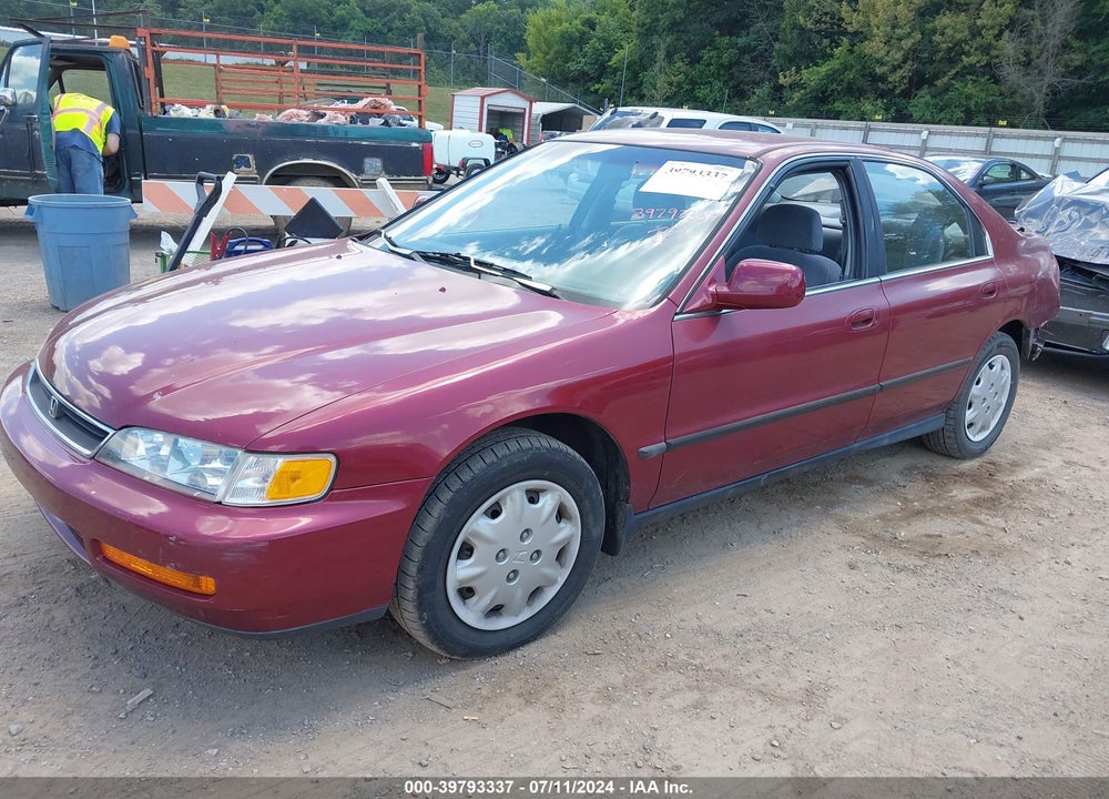1997 HONDA ACCORD LX VIN: 1HGCD5632VA104962