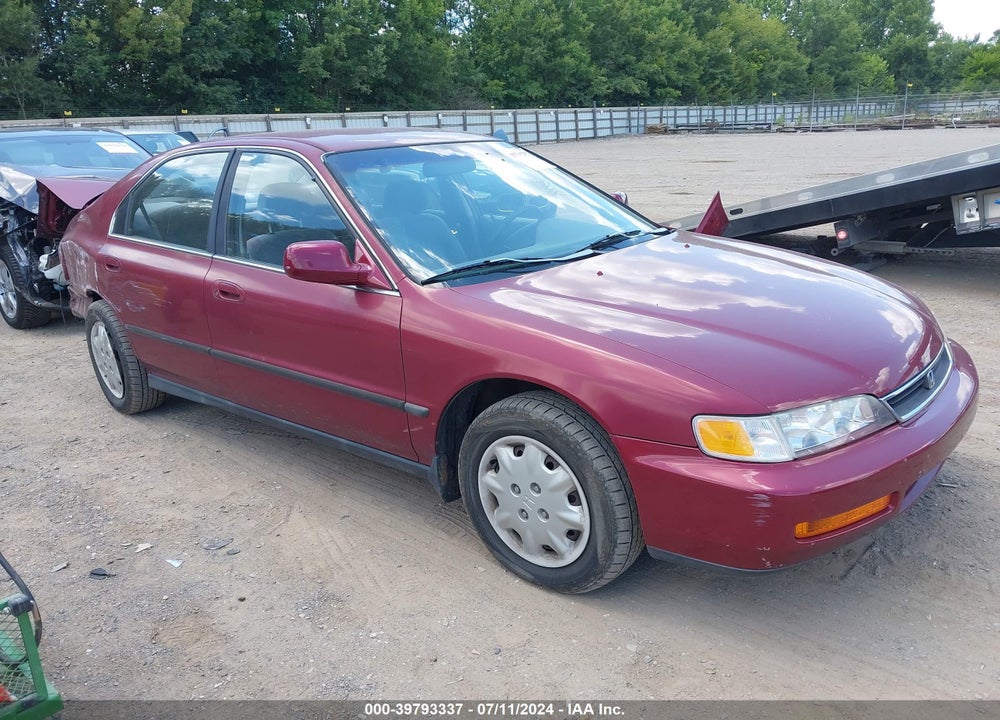 1997 HONDA ACCORD LX VIN: 1HGCD5632VA104962