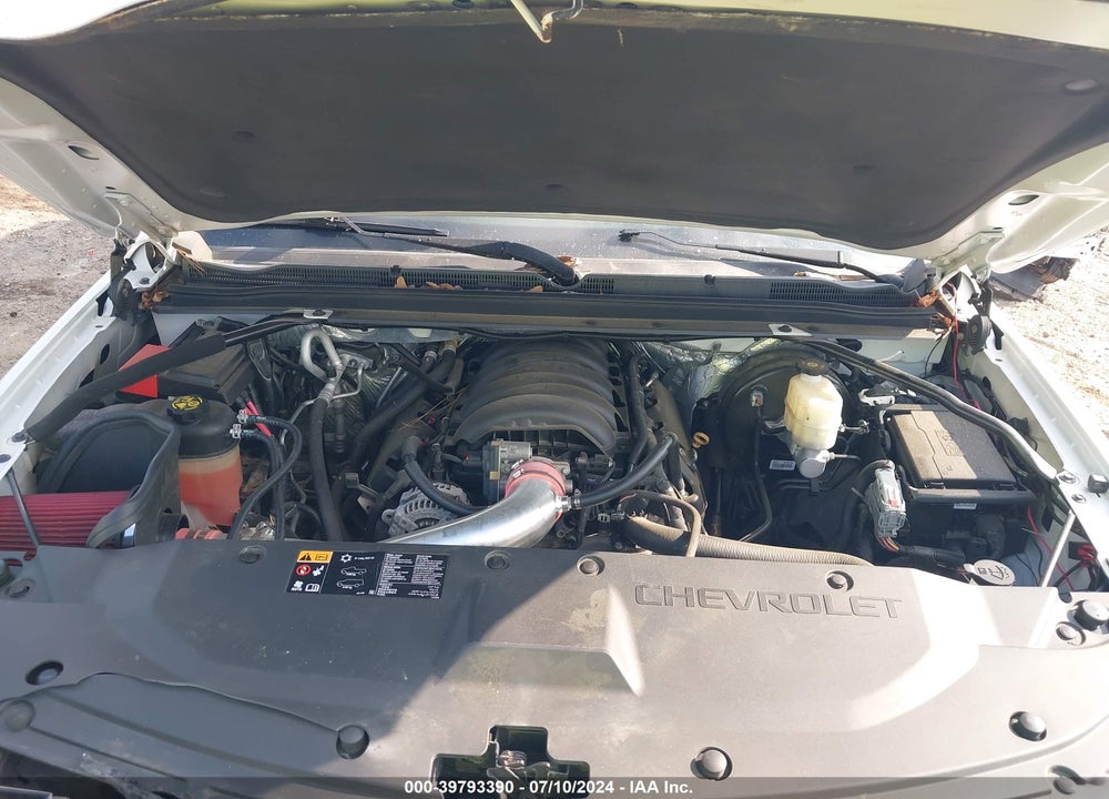 2016 CHEVROLET SUBURBAN LT VIN: 1GNSCHKC9GR212611