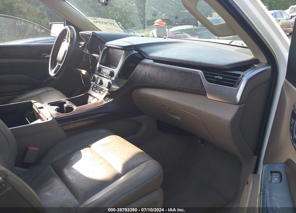 2016 CHEVROLET SUBURBAN LT VIN: 1GNSCHKC9GR212611