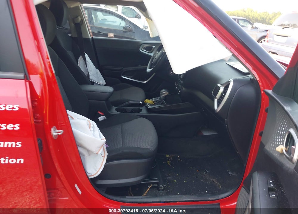 2020 KIA SOUL LX VIN: KNDJ23AU1L7724115