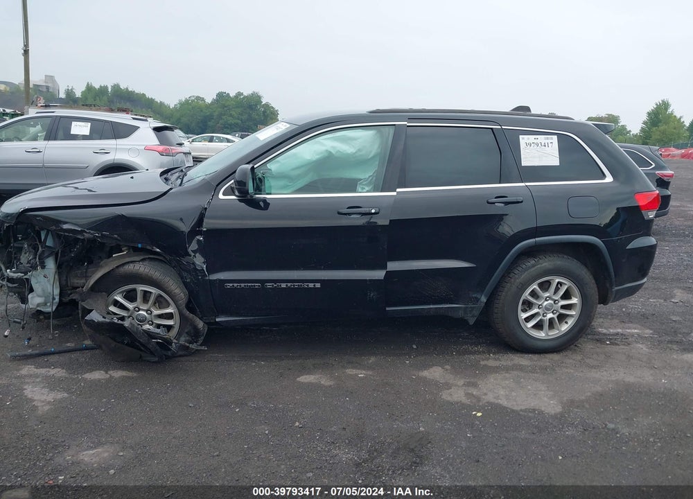 2018 JEEP GRAND CHEROKEE LAREDO 4X4 VIN: 1C4RJFAG1JC505094