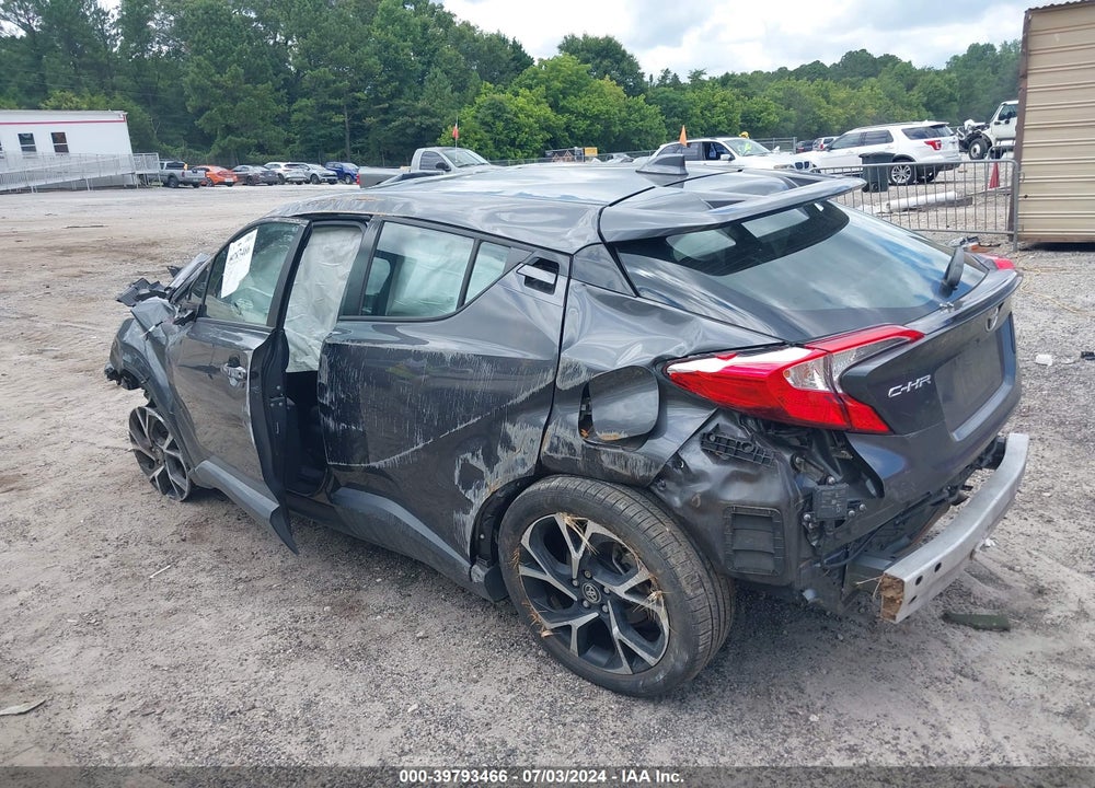 2019 TOYOTA C-HR XLE VIN: NMTKHMBX8KR084425