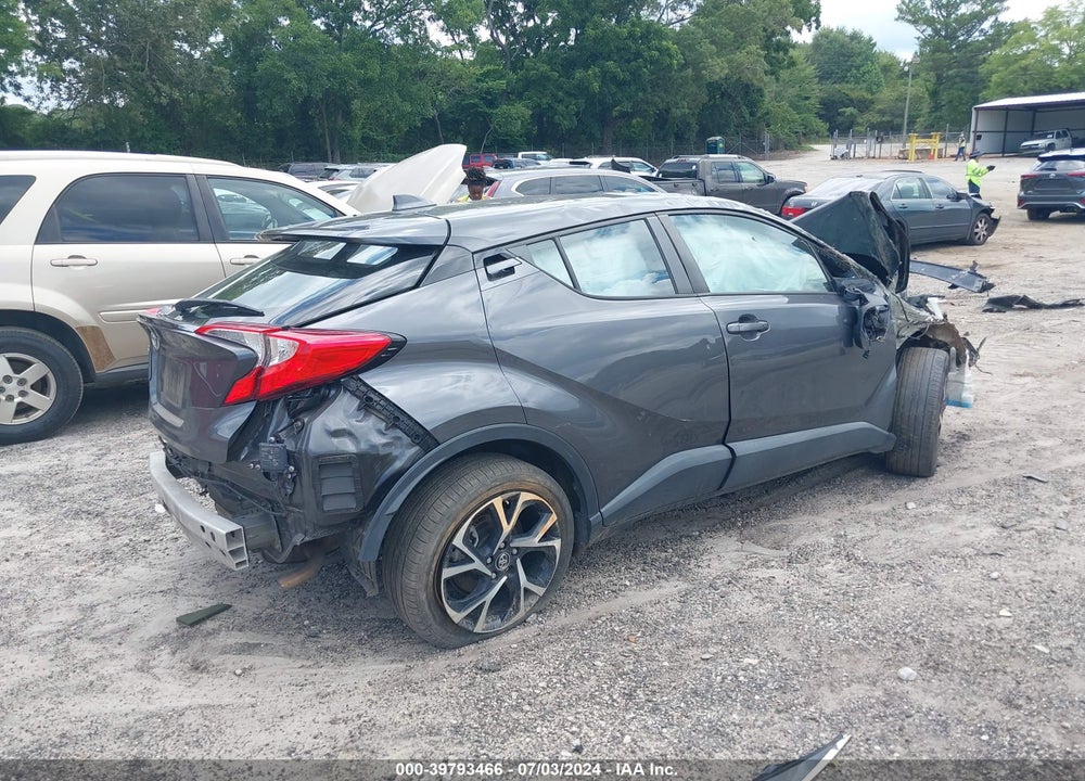 2019 TOYOTA C-HR XLE VIN: NMTKHMBX8KR084425