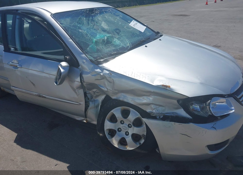 2009 KIA SPECTRA EX VIN: KNAFE221795650678