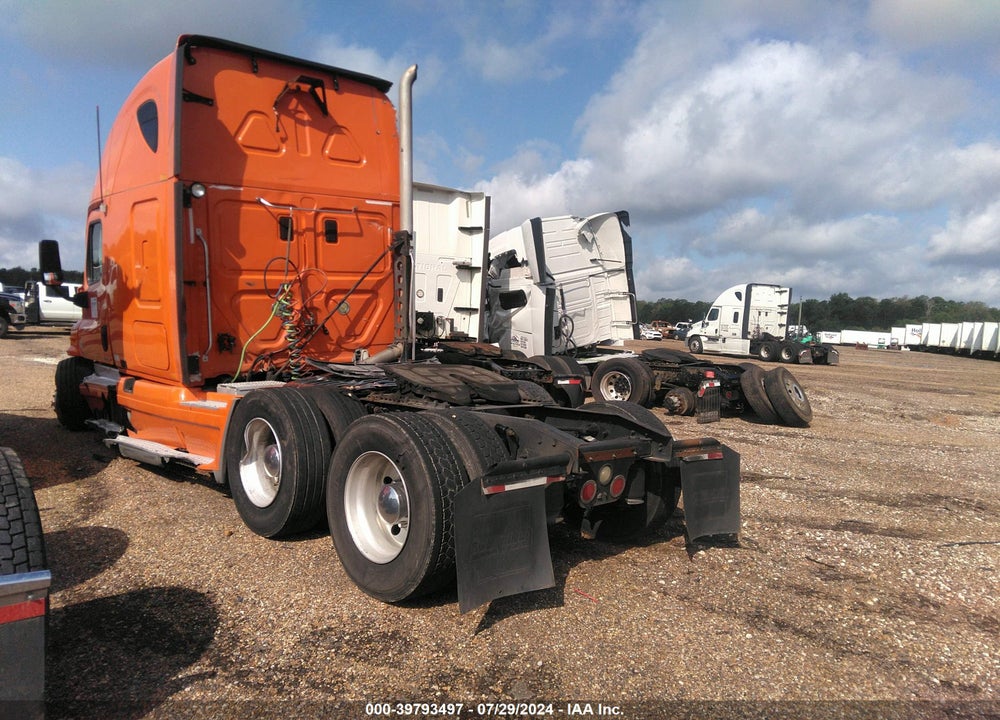 2011 FREIGHTLINER CASCADIA 125 VIN: 1FUJGLDR1BSAZ2426