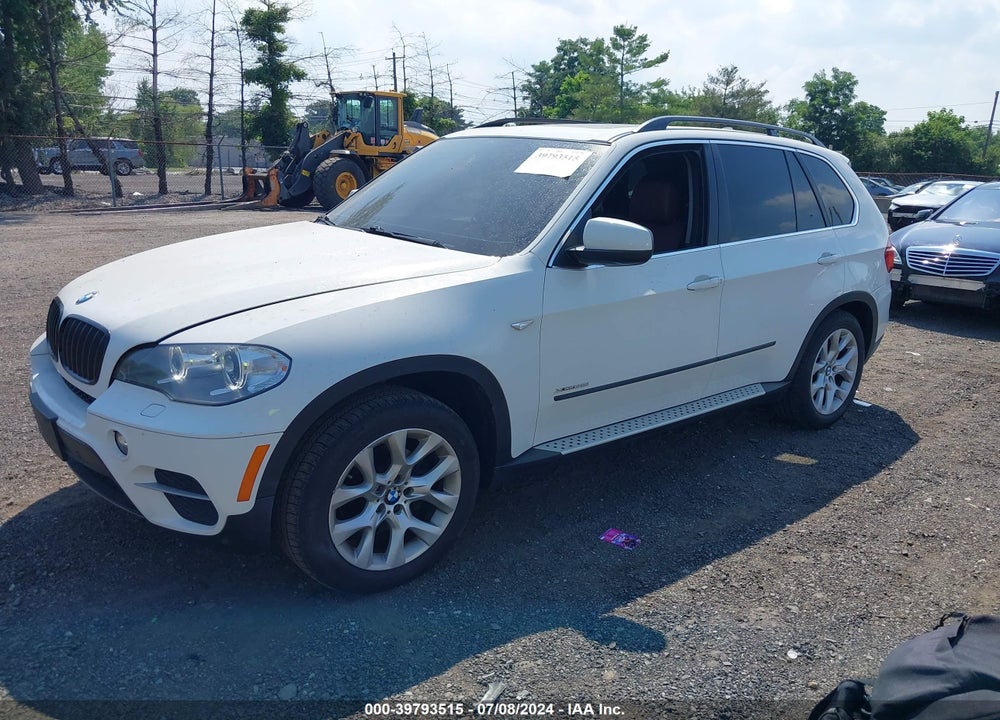 2013 BMW X5 XDRIVE35I/XDRIVE35I PREMIUM/XDRIVE35I SPORT ACTIVITY VIN: 5UXZV4C50D0E13017