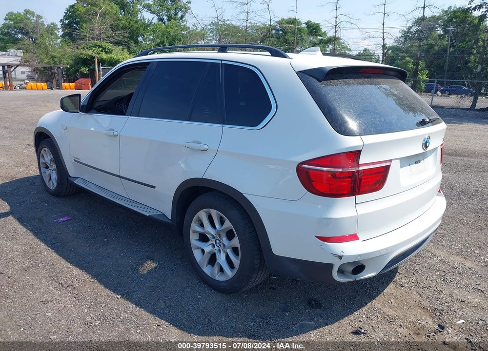 2013 BMW X5 XDRIVE35I/XDRIVE35I PREMIUM/XDRIVE35I SPORT ACTIVITY VIN: 5UXZV4C50D0E13017