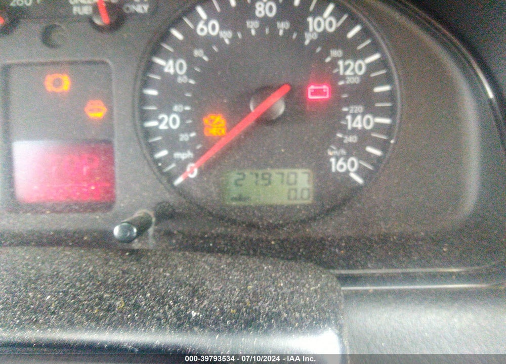 2000 VOLKSWAGEN PASSAT GLS VIN: WVWMA23B7YP160063