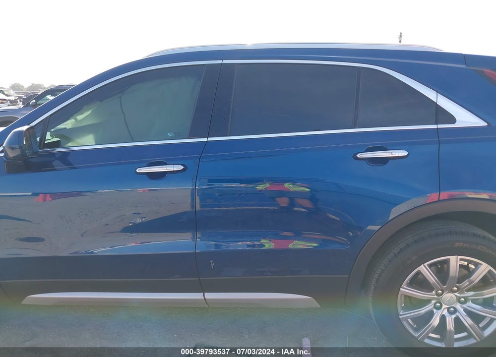 2019 CADILLAC XT4 PREMIUM LUXURY VIN: 1GYFZCR41KF177514
