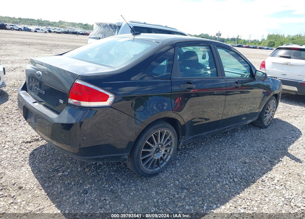 2011 FORD FOCUS SE VIN: 1FAHP3FN5BW125522