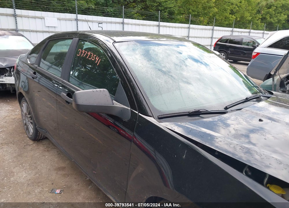 2011 FORD FOCUS SE VIN: 1FAHP3FN5BW125522