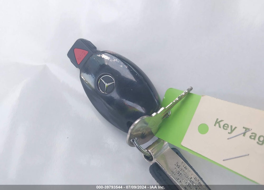 2017 MERCEDES-BENZ CLA 250 VIN: WDDSJ4GB4HN433359