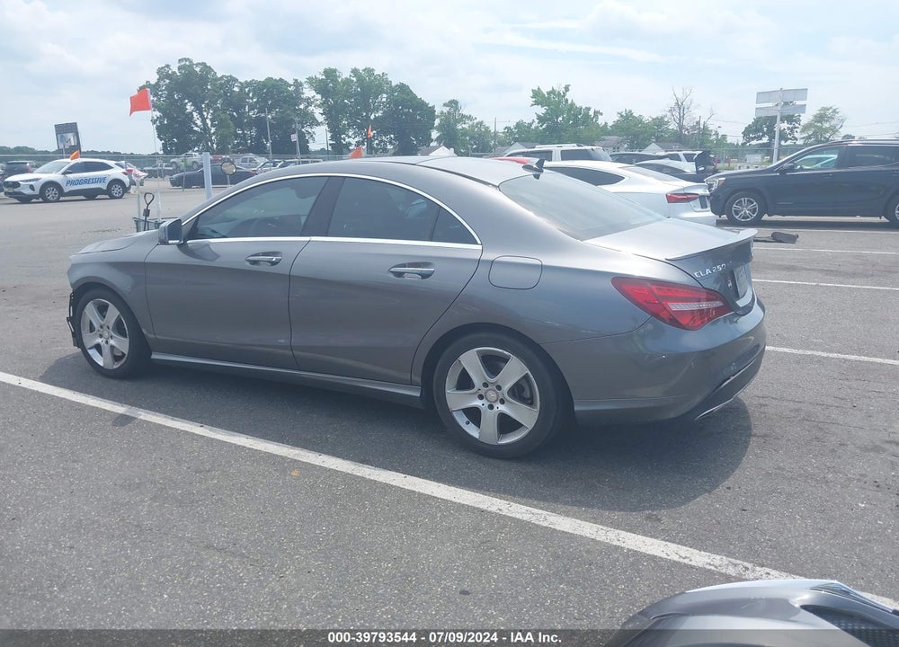 2017 MERCEDES-BENZ CLA 250 VIN: WDDSJ4GB4HN433359