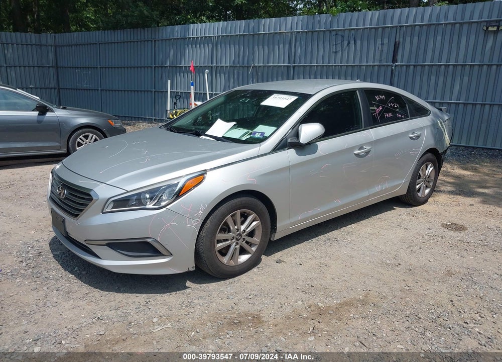 2016 HYUNDAI SONATA SE VIN: 5NPE24AF5GH356144