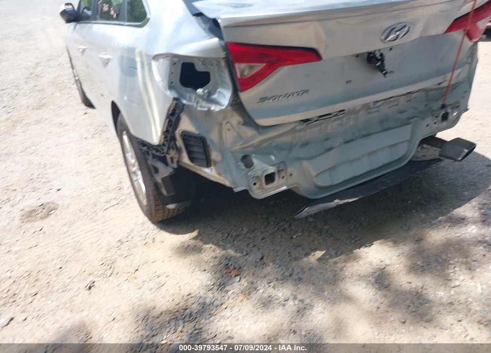2016 HYUNDAI SONATA SE VIN: 5NPE24AF5GH356144