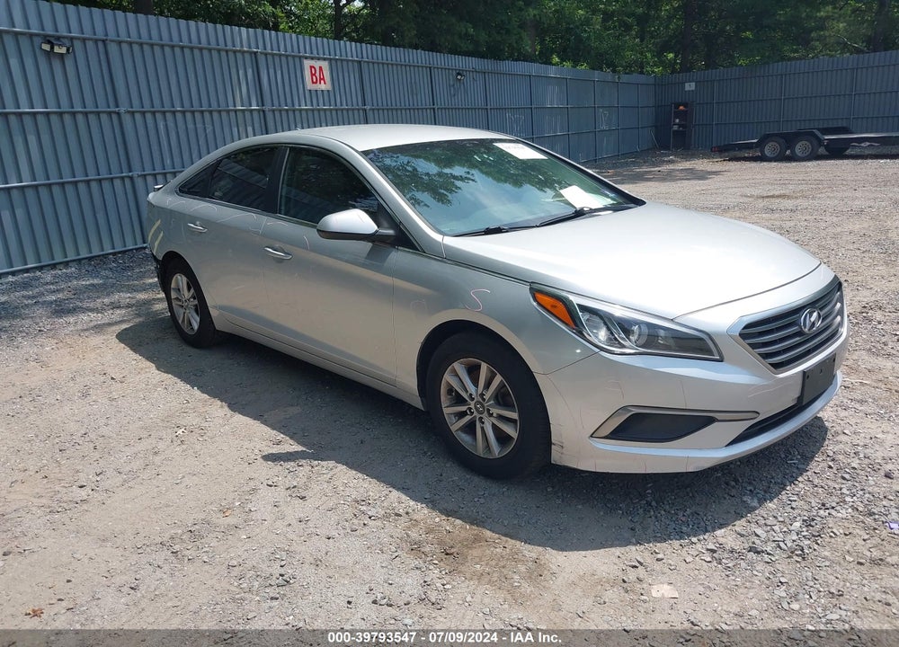 2016 HYUNDAI SONATA SE VIN: 5NPE24AF5GH356144