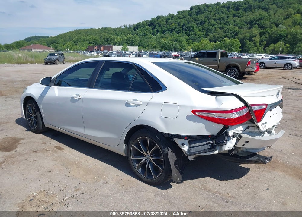 2016 TOYOTA CAMRY XSE VIN: 4T1BF1FK1GU550683