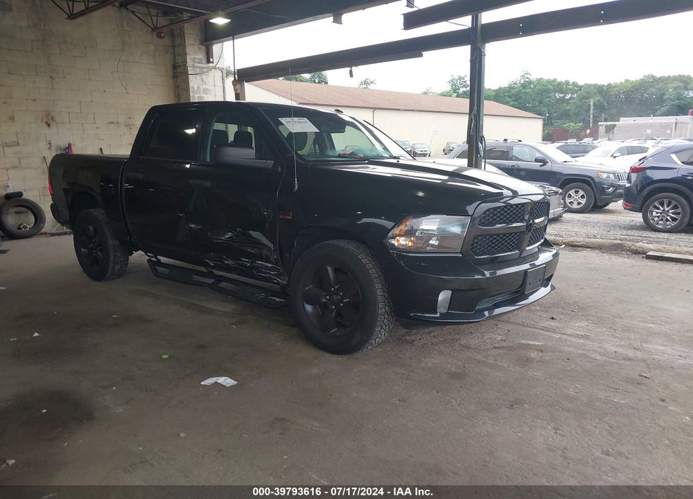 2016 RAM 1500 EXPRESS VIN: 3C6RR7KTXGG339097