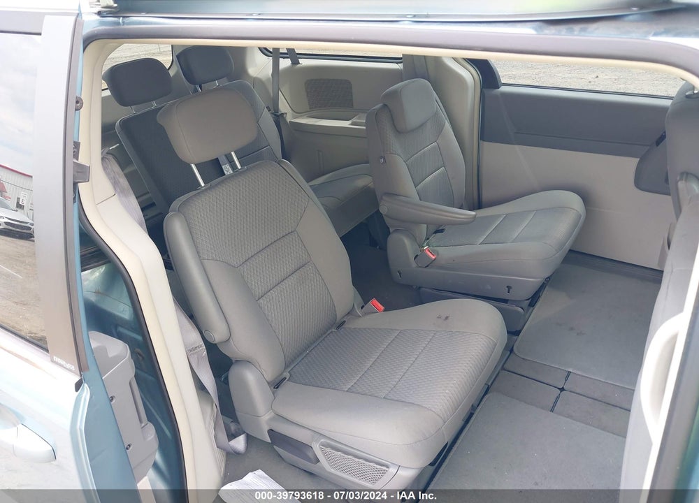 2009 CHRYSLER TOWN & COUNTRY TOURING VIN: 2A8HR54179R558142