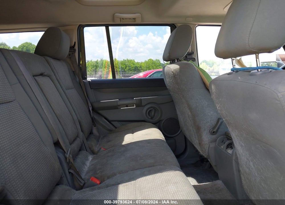 2007 JEEP COMMANDER SPORT VIN: 1J8HG48P07C672195
