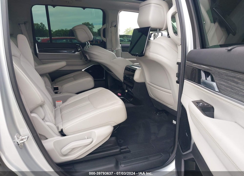 2022 JEEP WAGONEER SERIES III 4X4 VIN: 1C4SJVDTXNS214724