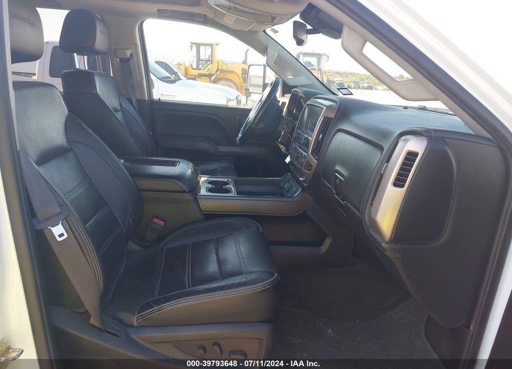2017 GMC SIERRA 3500HD DENALI VIN: 1GT42YEY7HF169952
