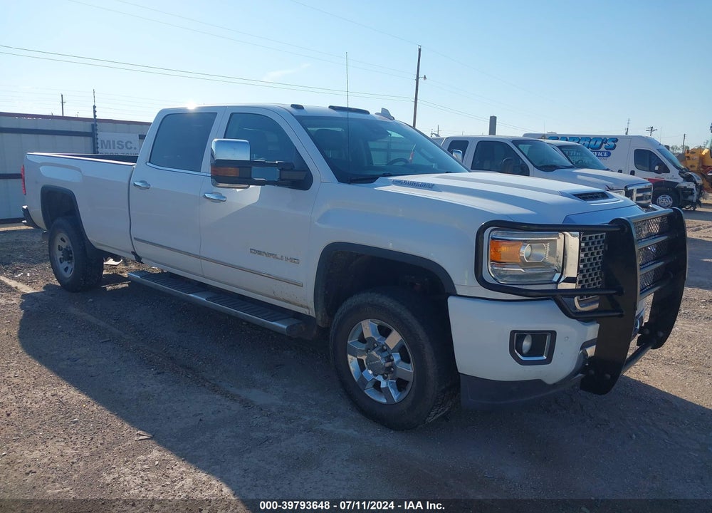 2017 GMC SIERRA 3500HD DENALI VIN: 1GT42YEY7HF169952