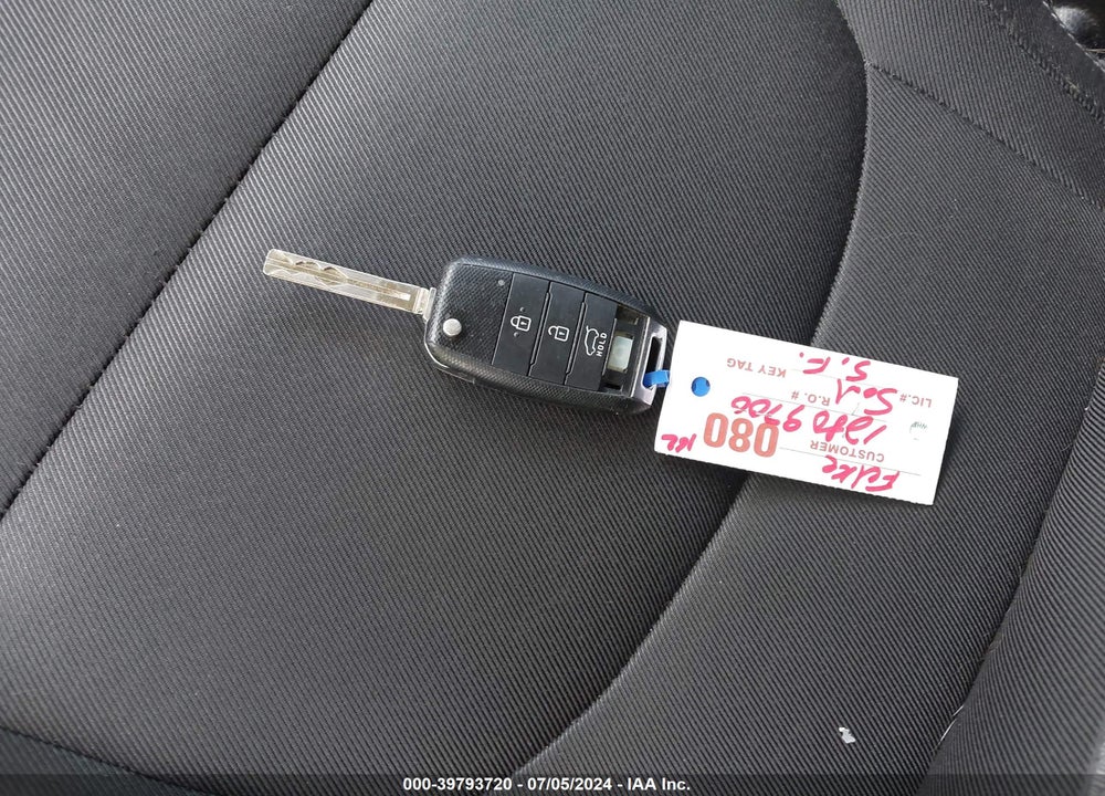 2018 KIA SOUL VIN: KNDJP3A52J7623690