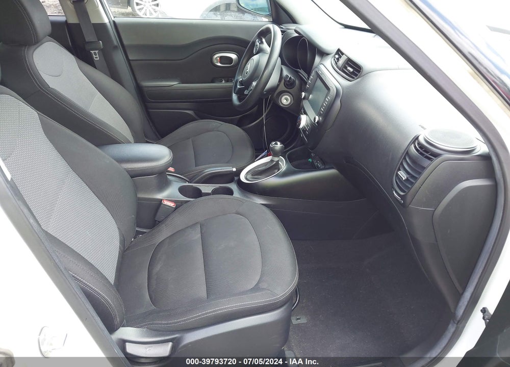 2018 KIA SOUL VIN: KNDJP3A52J7623690