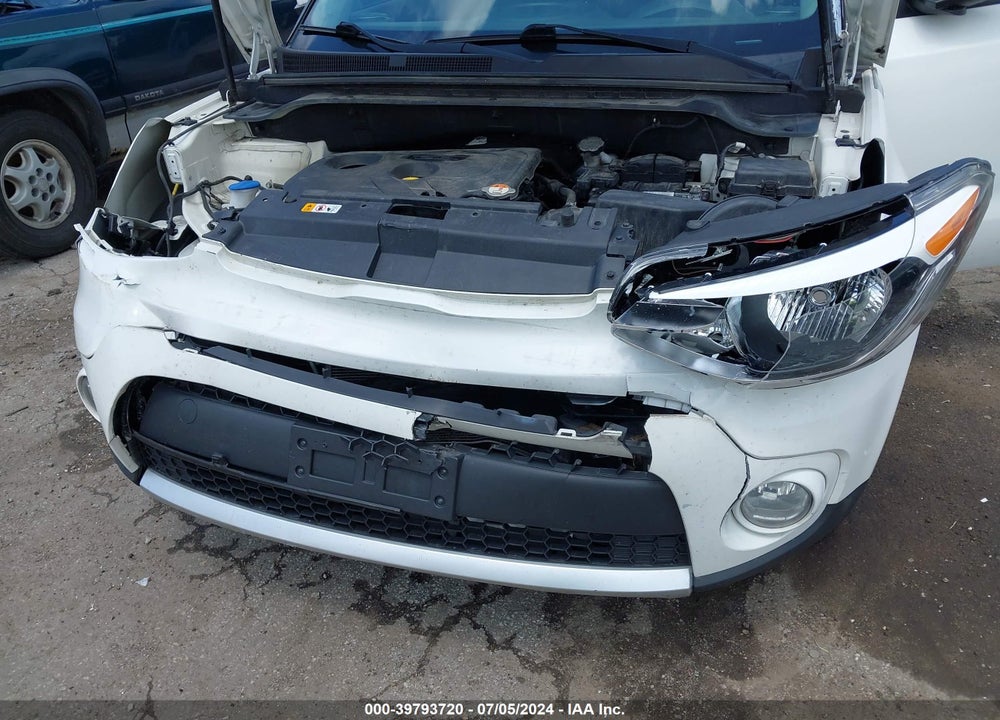 2018 KIA SOUL VIN: KNDJP3A52J7623690