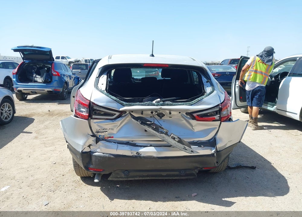 2021 NISSAN ROGUE SPORT S FWD XTRONIC CVT VIN: JN1BJ1AV4MW562575