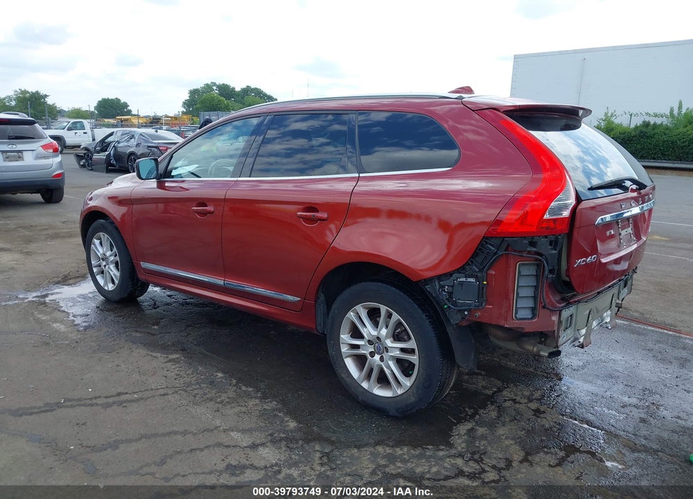 2015 VOLVO XC60 T5 PREMIER VIN: YV440MDK5F2711224