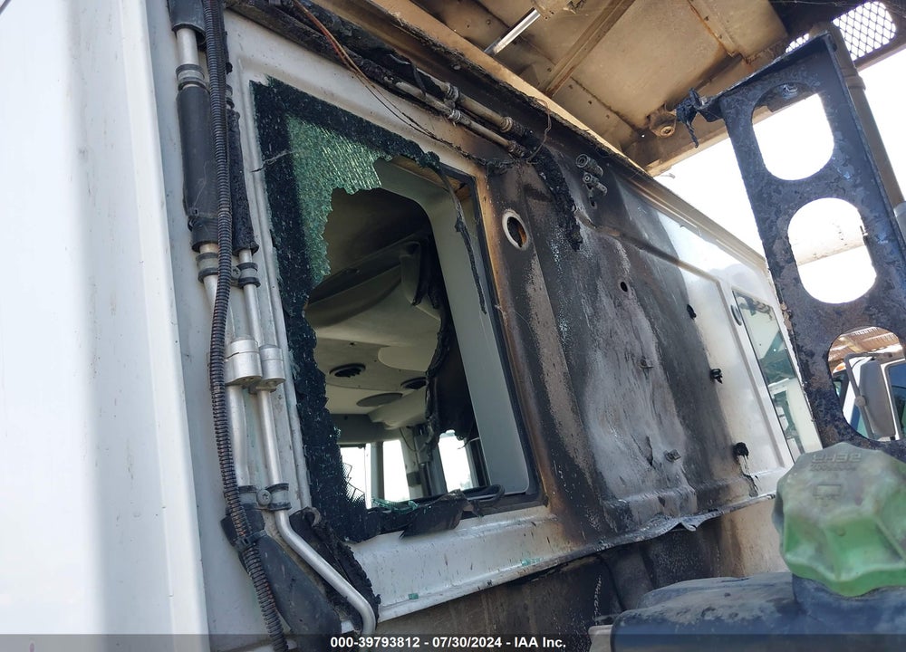 2021 FREIGHTLINER ECONIC SD VIN: W1HKASL1XMV264353