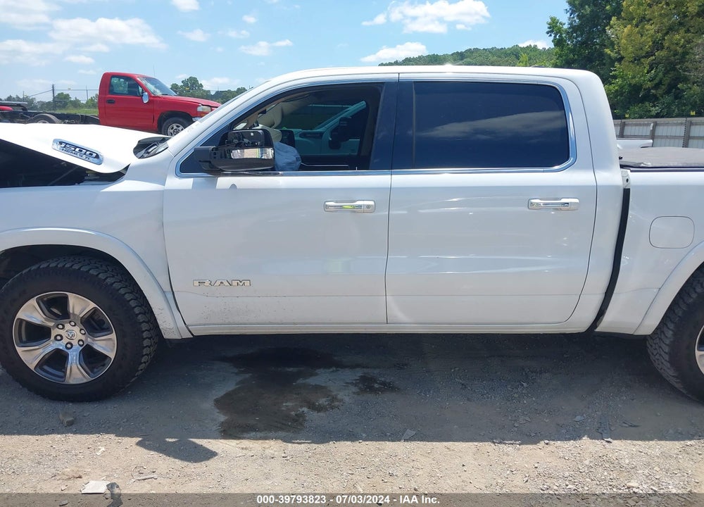 2020 RAM 1500 LAIE  4X4 5'7 BOX VIN: 1C6SRFJT3LN145171