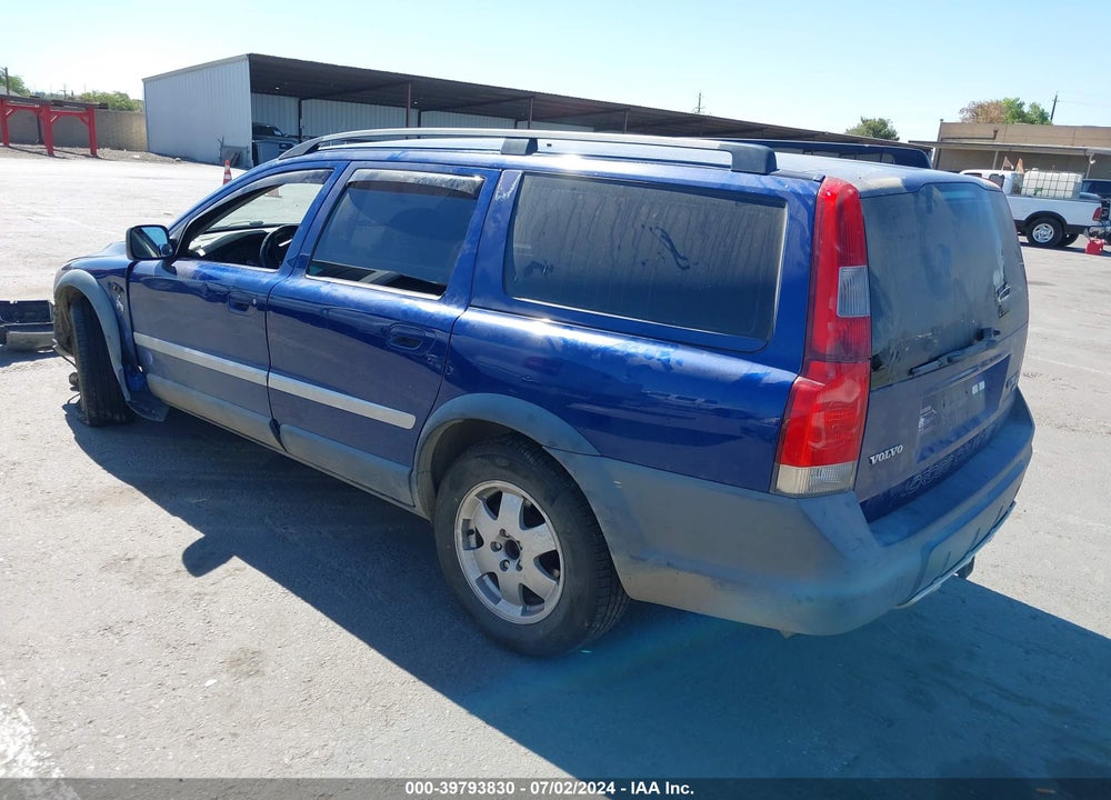 2002 VOLVO V70 XC VIN: YV1SZ58D321063524