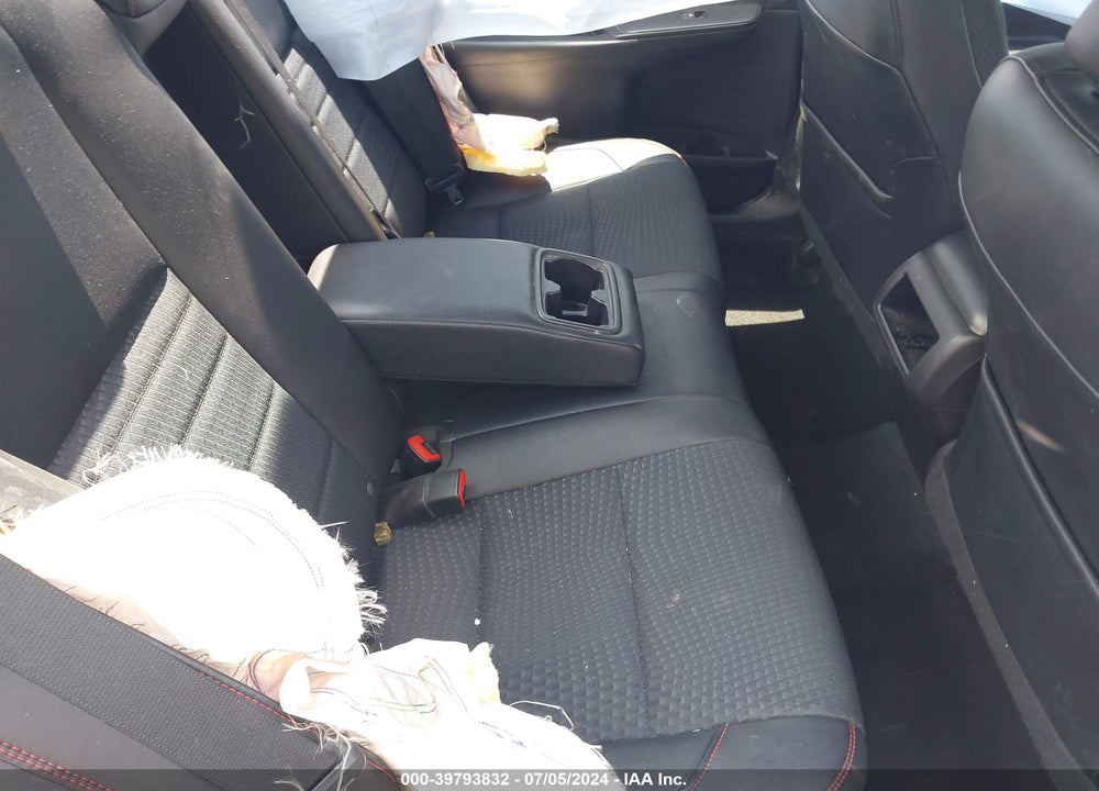 2015 TOYOTA CAMRY SE VIN: 4T1BF1FKXFU073525