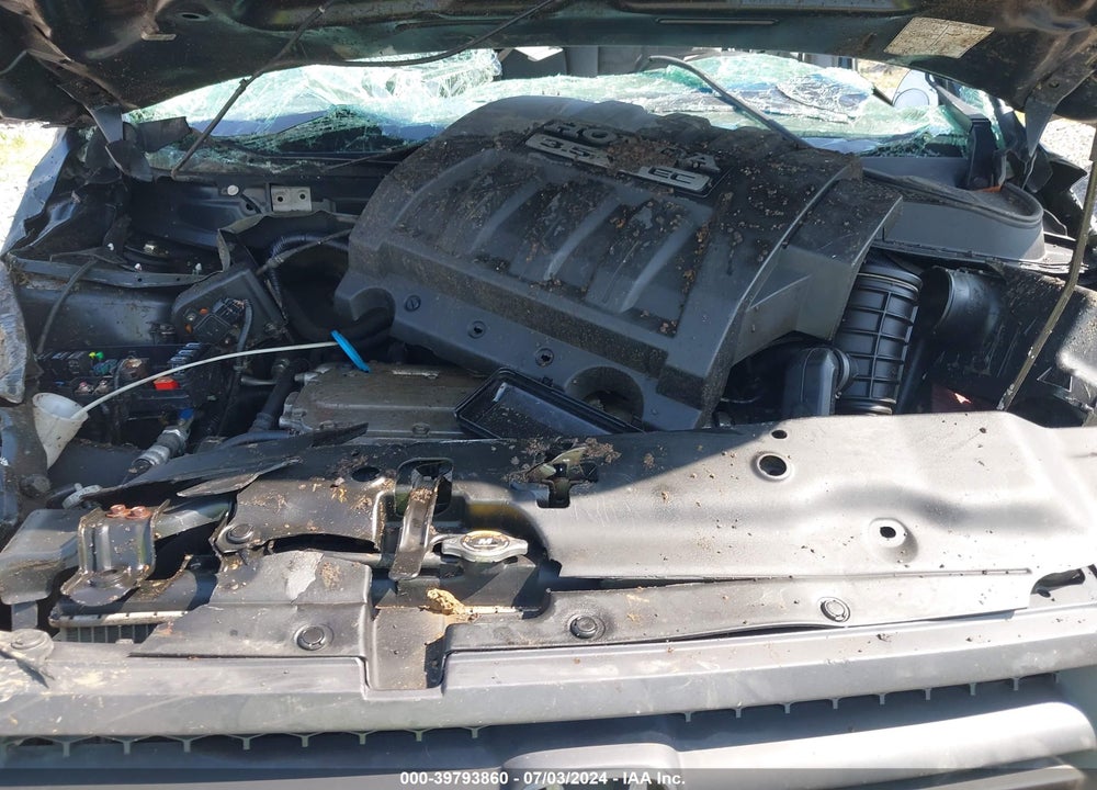 2005 HONDA PILOT EX VIN: 2HKYF18465H510300