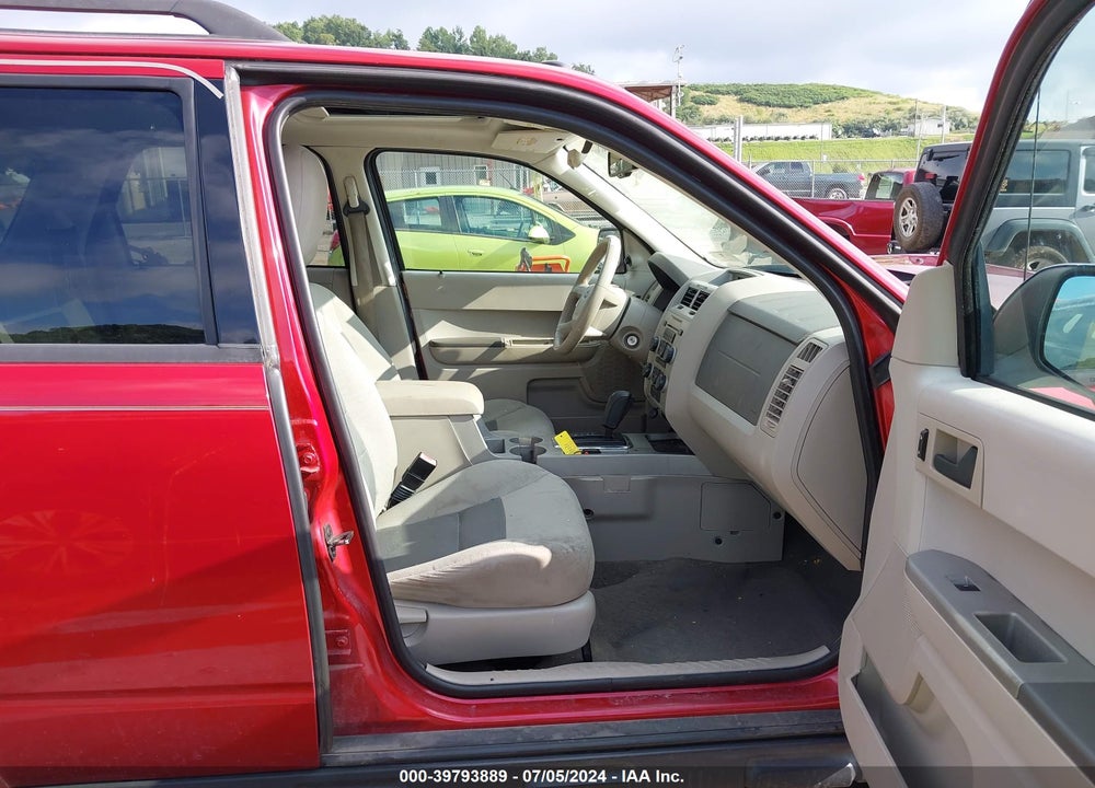 2008 FORD ESCAPE XLT VIN: 1FMCU931X8KE78979