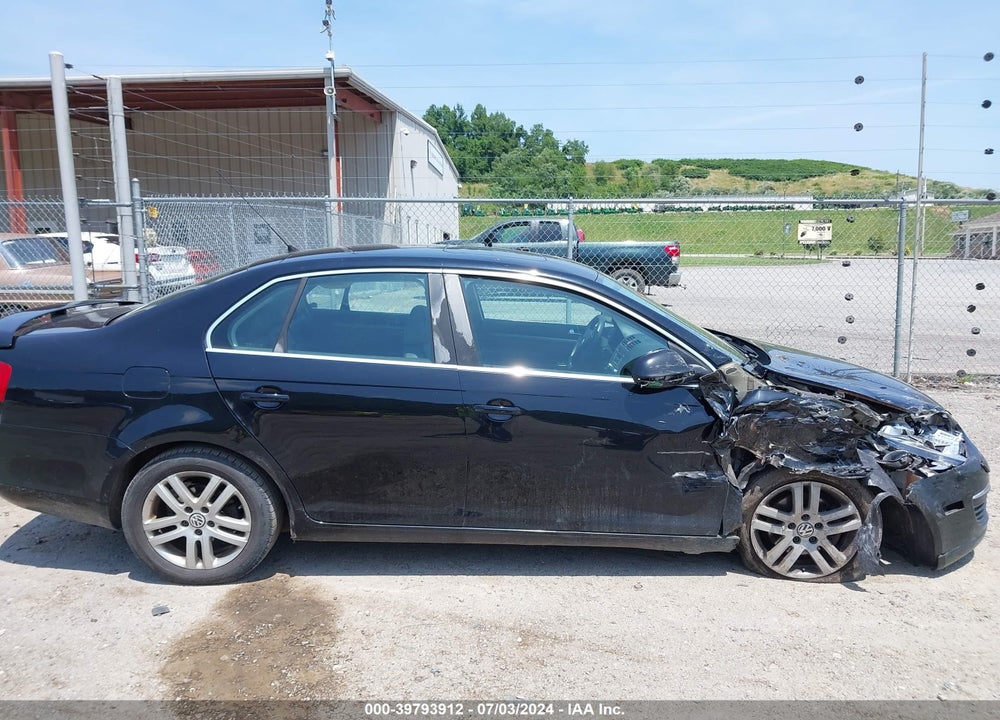 2007 VOLKSWAGEN JETTA VIN: 3VWEF71K27M169079