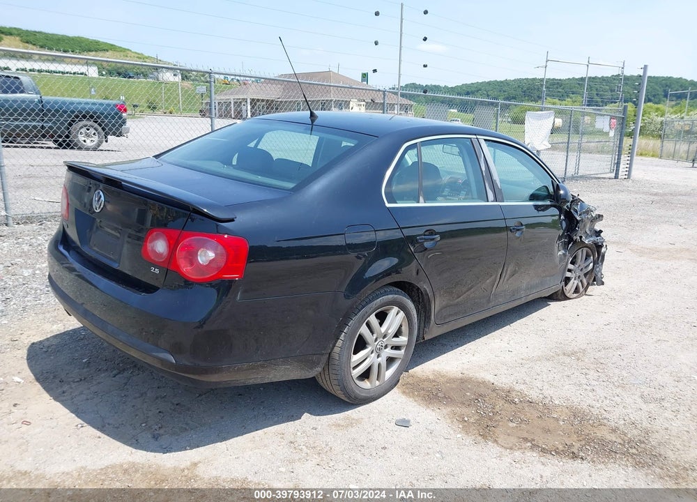 2007 VOLKSWAGEN JETTA VIN: 3VWEF71K27M169079