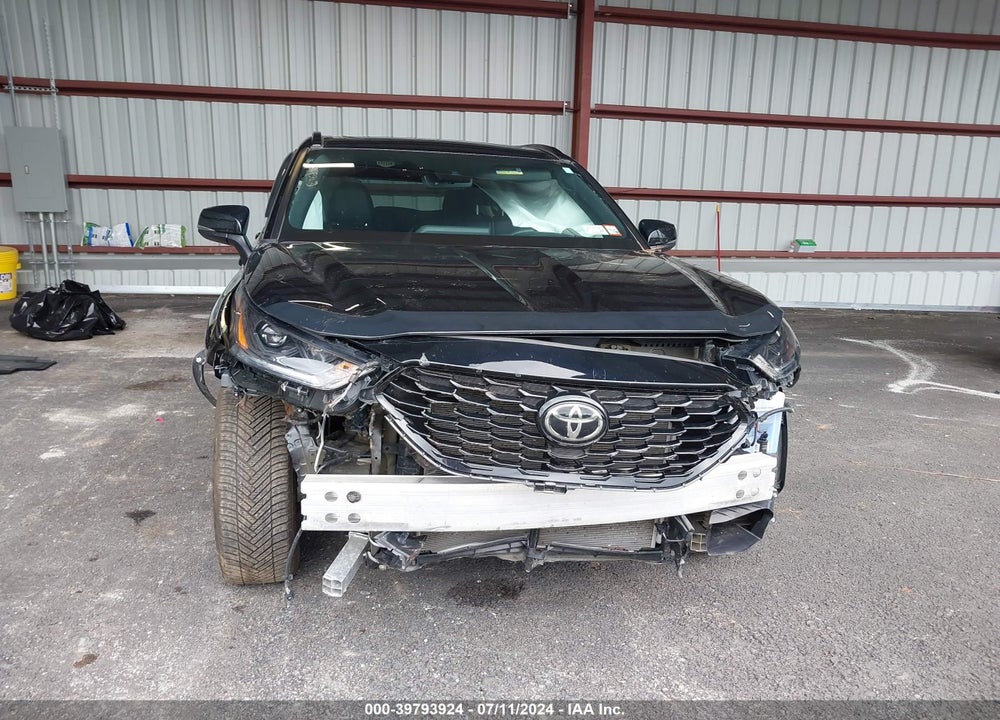 2022 TOYOTA HIGHLANDER XSE VIN: 5TDLZRBH0NS239756